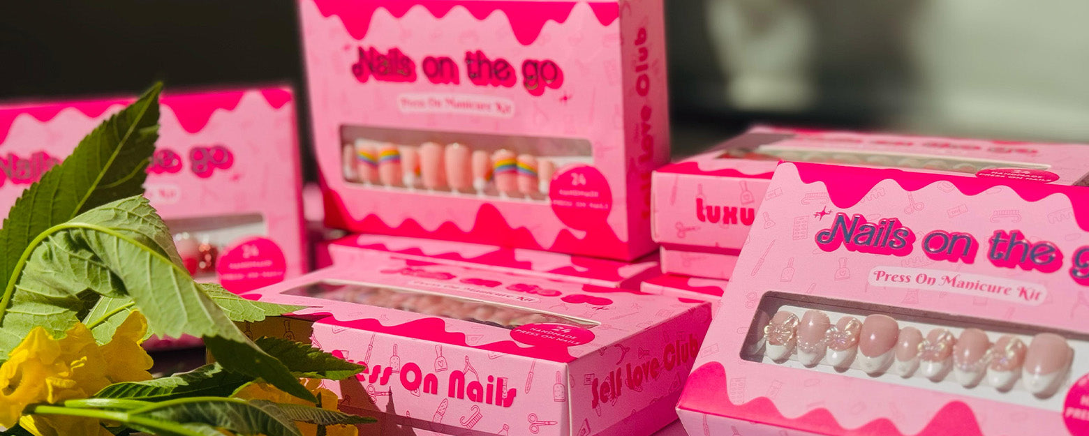 photo of nails on the go press on manicure kit
